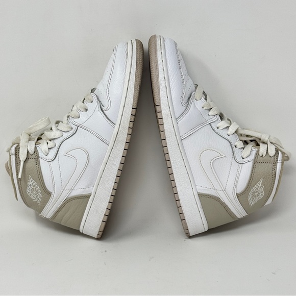 Air Jordan (GS) Air Jordan 1 Retro High 'Linen' 332148-116 size 4.5Y - Picture 7 of 9